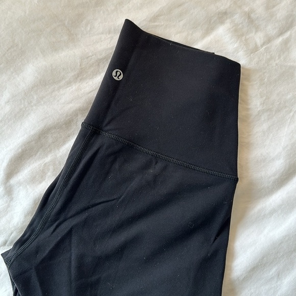 Lululemon mesh leggings - Picture 3 of 3